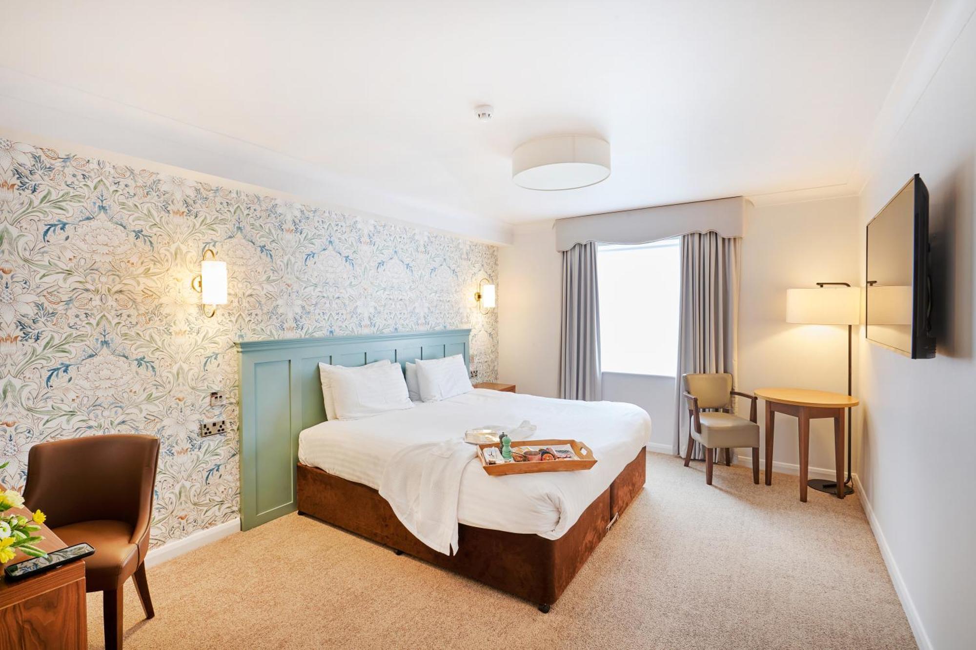 Milford Hall Salisbury Ngoại thất bức ảnh