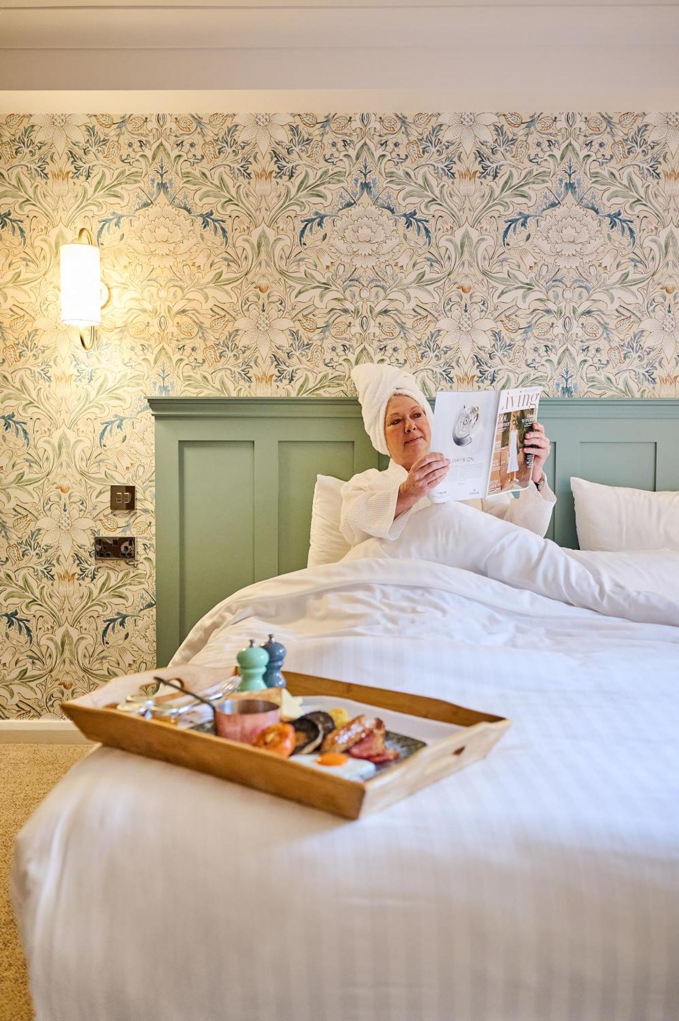 Milford Hall Salisbury Ngoại thất bức ảnh